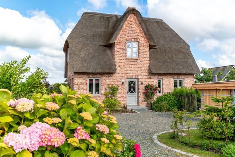 Luxus Urlaub unter Reet in Utersum