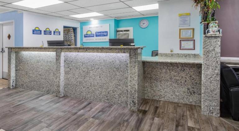 Days Inn by Wyndham Livonia/Canton/Detroit — photo 3