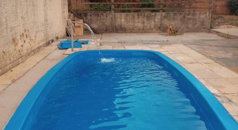 House with pool — photo 3