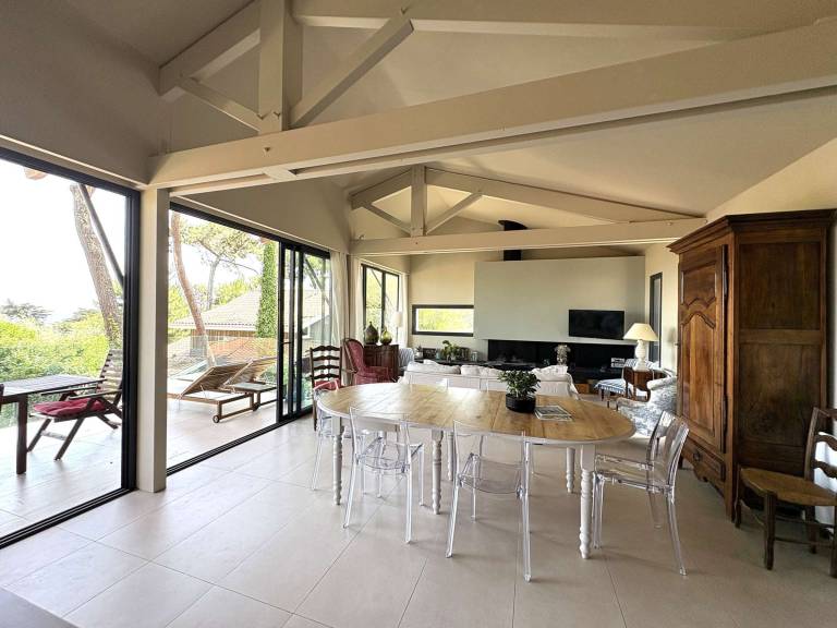 Villa with barbeque — photo 4