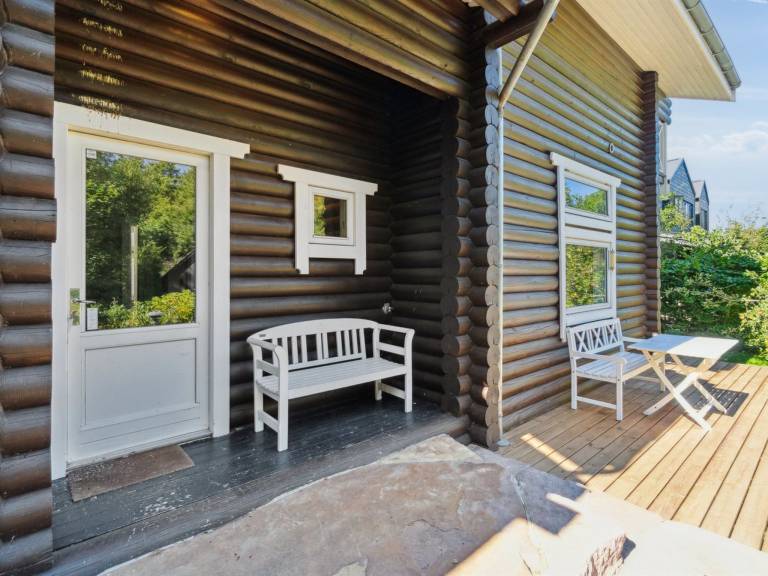 House with patio | Sea view — photo 3