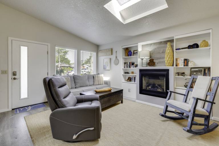 Walk to Seaside Beach: Vacation Rental Cottage! in Seaside, OR