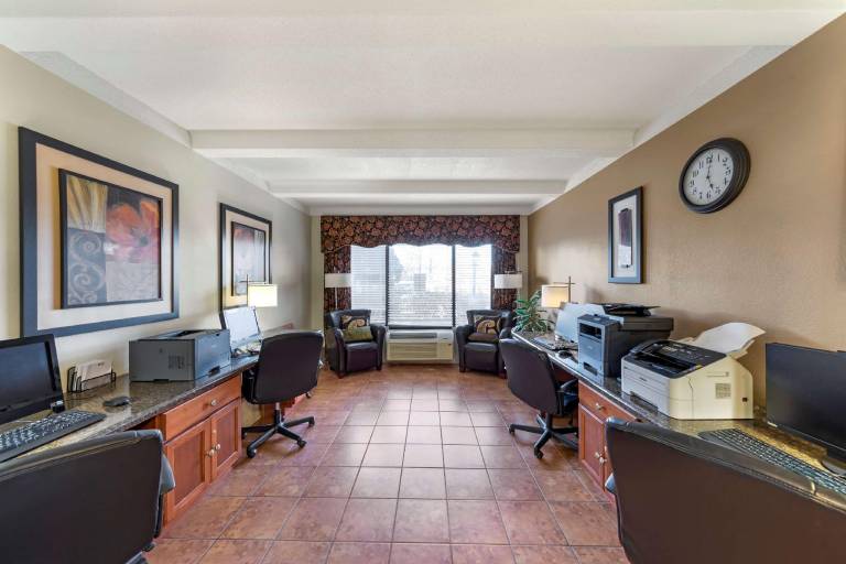 Best Western Plus Madison-Huntsville Hotel — photo 5