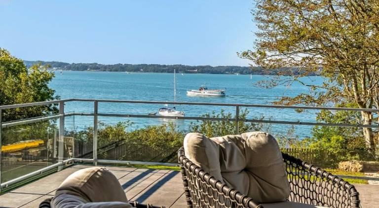 Apartment with BBQ, garden & patio | Suitable for remote work | Pet-friendly in Gluecksburg