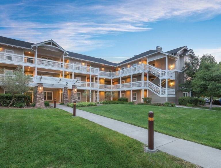 Condo  Fulton