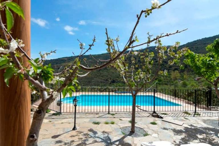 House with pool, terrace & fast internet | Mountain view — photo 4