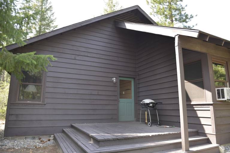 Cabin  Mazama