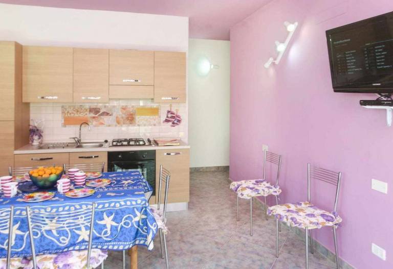 Holiday apartment with 2 rooms for 7 persons — photo 4