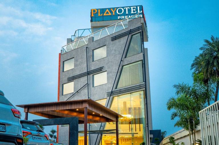 Playotel Premier Guna