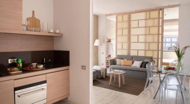 Wonderful serviced apartment | Next to Red-light district | Pets allowed — photo 3