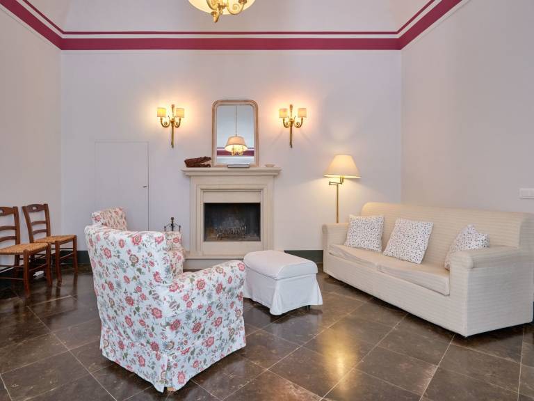 House with private pool, terrace & garden — photo 2