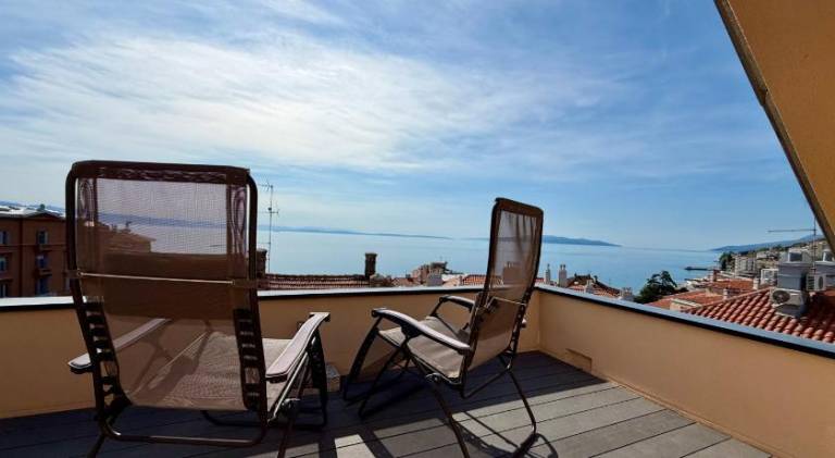 Beautiful holiday apartment with hot tub | Pet-friendly — photo 3
