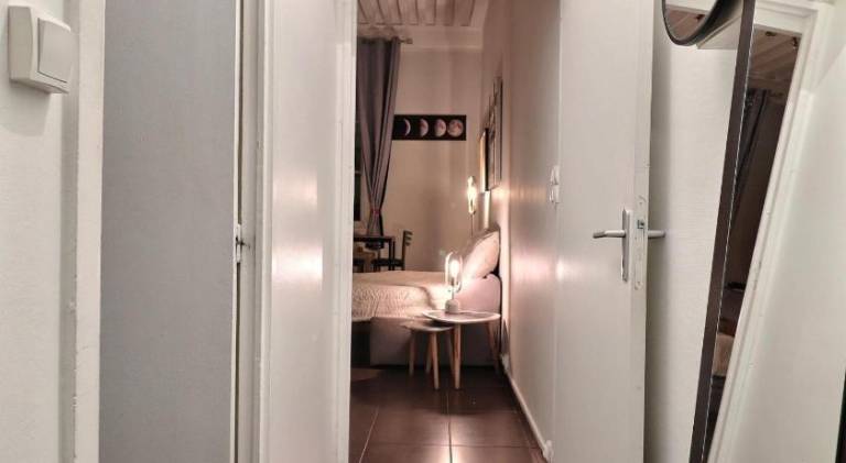 Apartment | Close to Place Bellecour | Pets allowed — photo 4