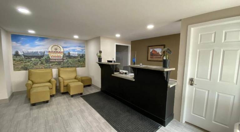 Oregon Trail Inn and Suites — photo 3