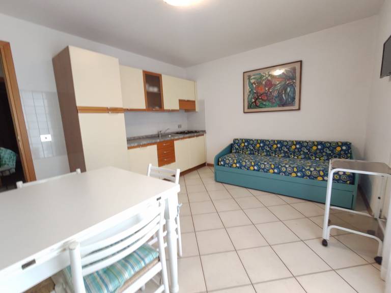Holiday apartment with terrace — photo 4