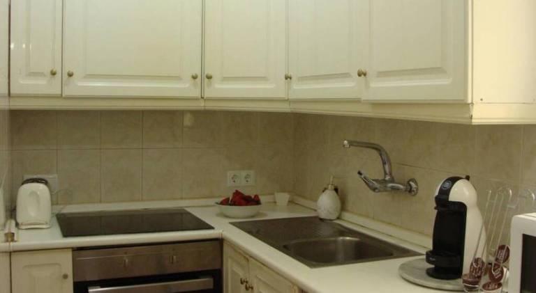 Apartment with garden, terrace & barbecue — photo 5