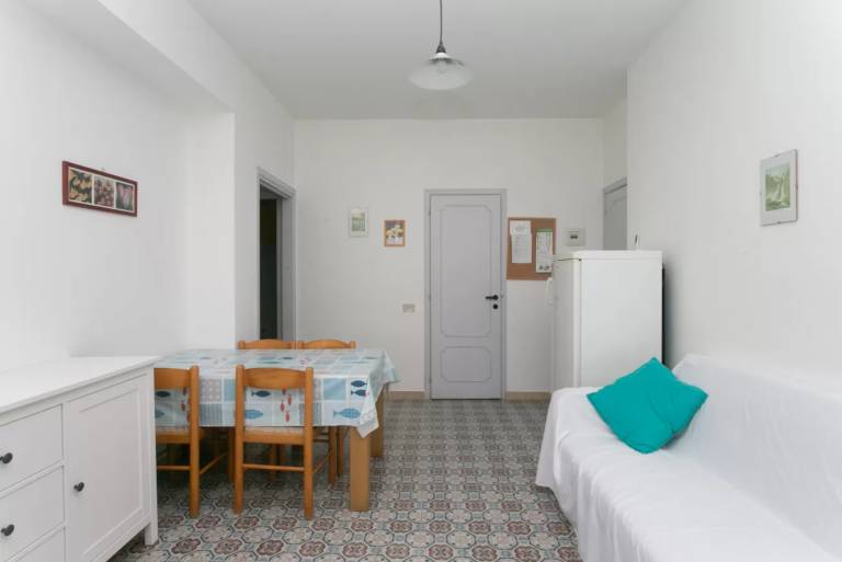 Family-oriented apartment with yard & BBQ | Close to the beach | Pet-friendly — photo 4