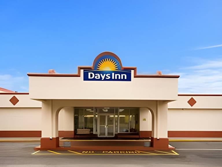 Days Inn by Wyndham Shelby in Shelby, NC