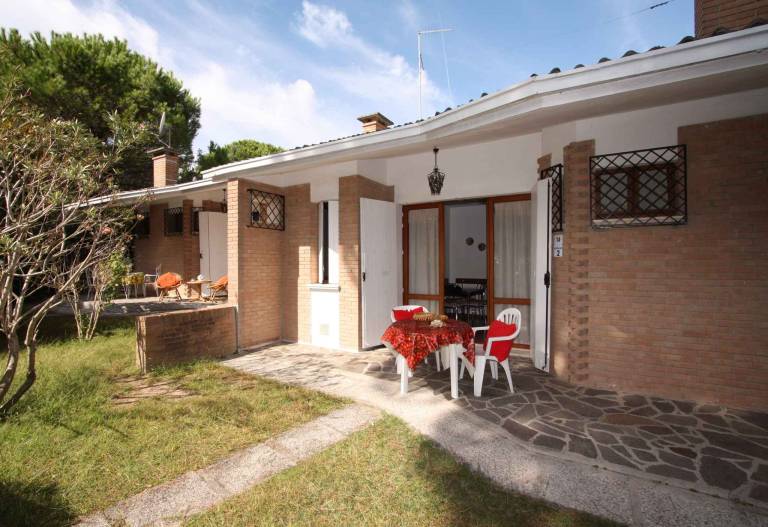 Apartment with garden, terrace & grill | Pets allowed — photo 5