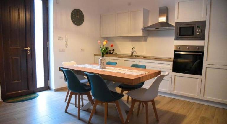 House with 2 rooms for 6 persons — photo 4