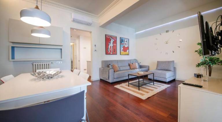 Apartamento de 3 habitaciones en Sant Antoni in Barcelona