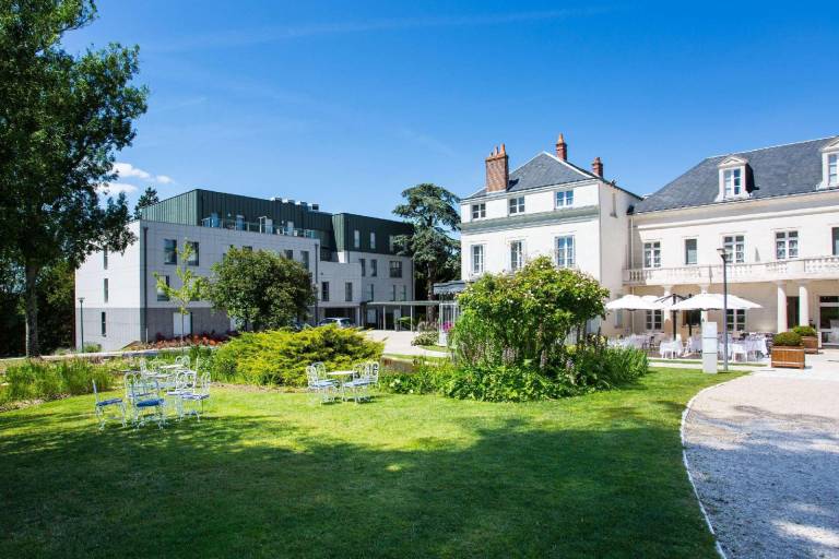Château Belmont Tours by The Crest Collection in Tours