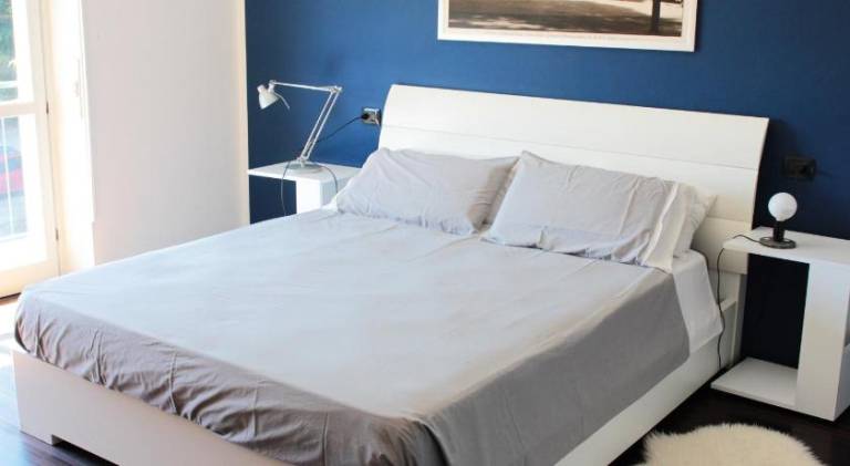 Rental apartment with 1 room for 3 persons in Brunate