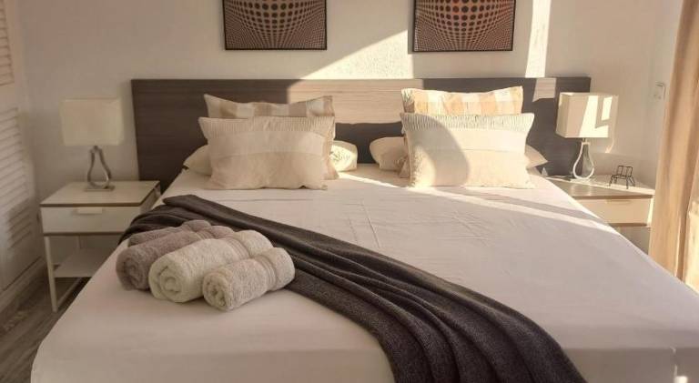 Golden Beach Penthouse, Elviria, Marbella — photo 2