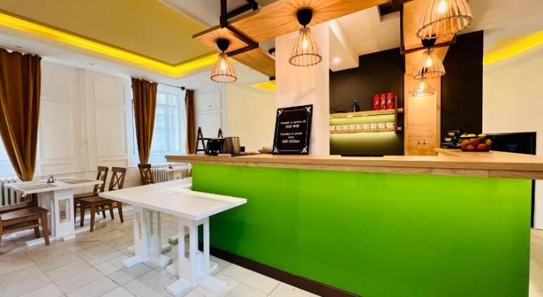 Side One Design Hotel — photo 4
