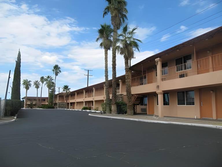 Economy Inn Barstow in Barstow, CA