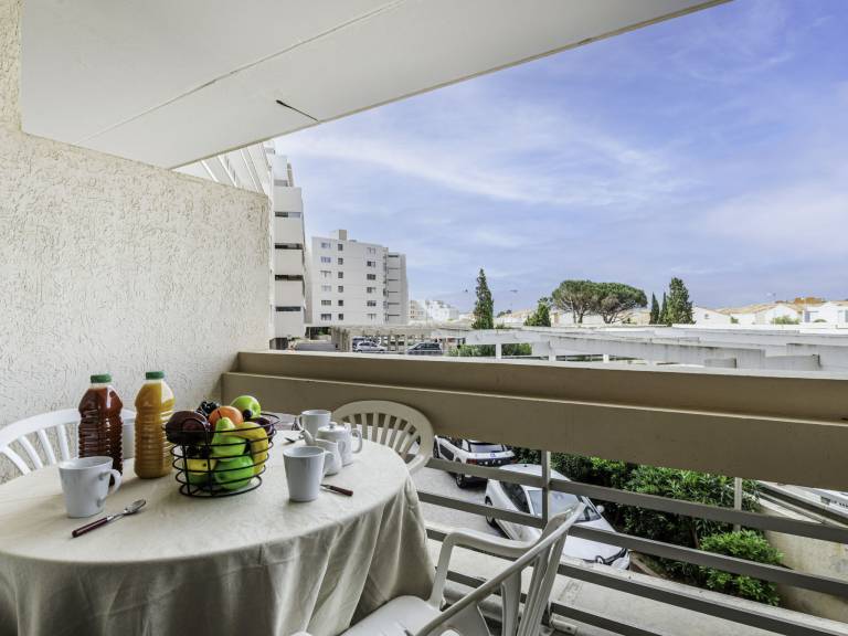 Apartment with terrace & pool | Next to the beach | Pet-friendly — photo 4