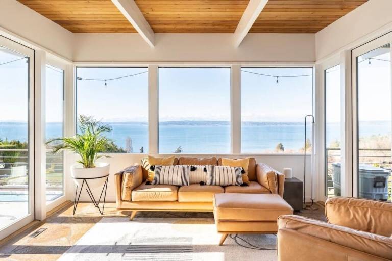 House  Richmond Beach