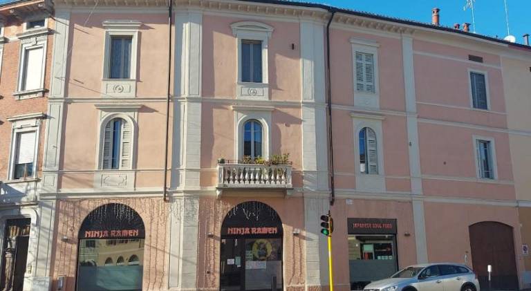 Apartment with terrace in Cremona