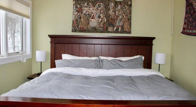 Trailside Village 8 - Slopeside 3BR with Hot Tub, Sauna, BBQ, Ski In Ski Out in Killington, VT