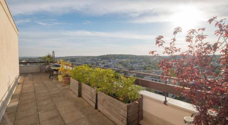Fully equipped rental apartment with terrace & grill | Suitable for remote work | Pet-friendly — photo 3