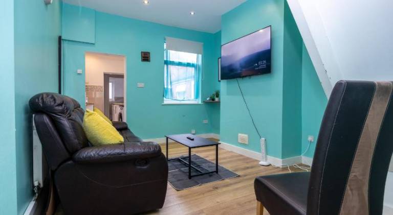Vacation home with 1 room for 4 persons in Newcastle-Under-Lyme
