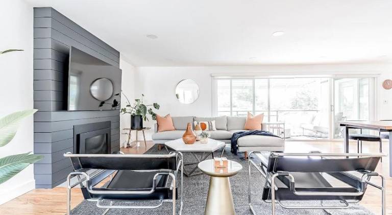 Zen 7BR Escape w Lake Views & Vineyard Haven in Bellevue, WA