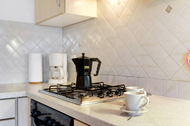 Holiday apartment with patio & yard | City view — photo 4