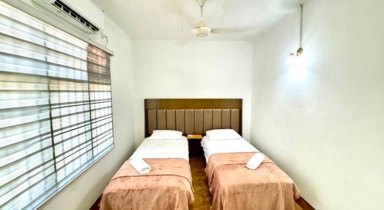 325 m&sup2; Ferienhaus