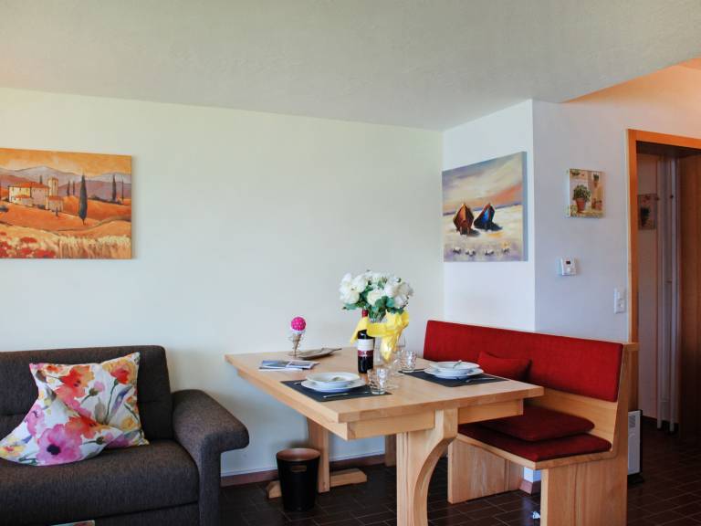 Apartment with barbecue, pool & garden | Mountain view — photo 5