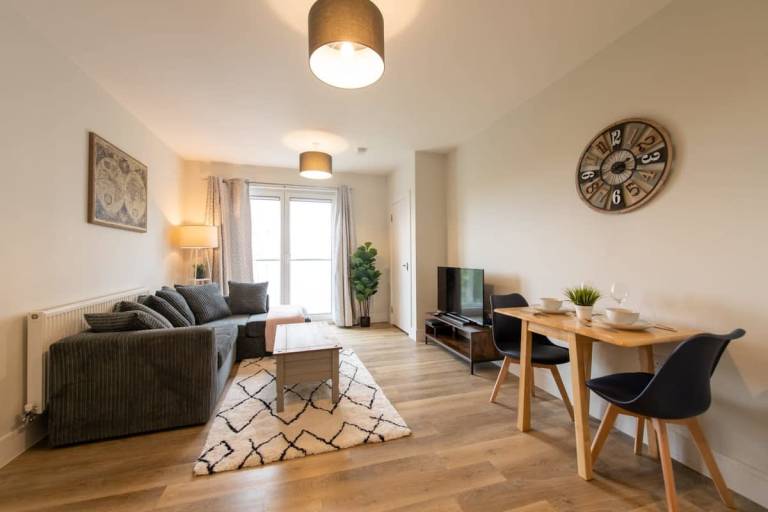 Apartment  West Green