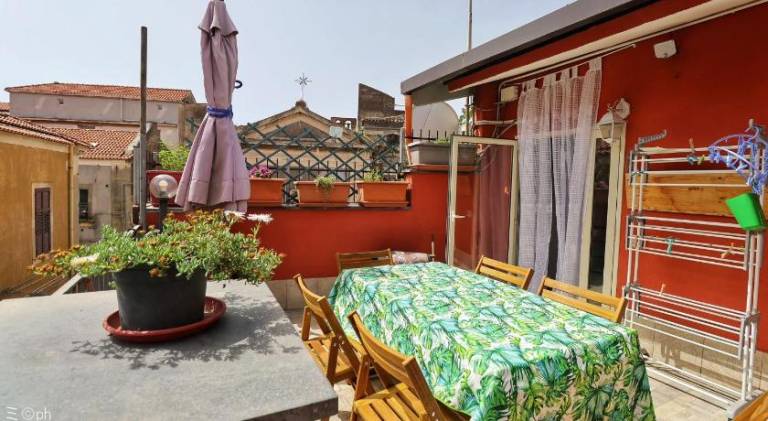 House | Near Catania Cathedral — photo 4
