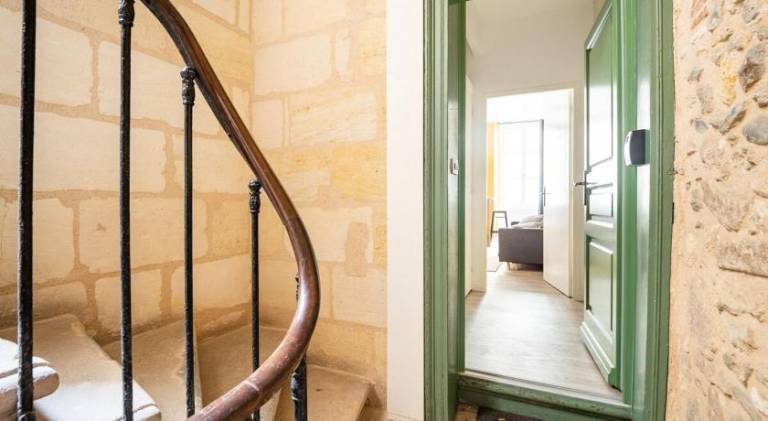 Holiday apartment | Next to Bordeaux Cathedral — photo 4