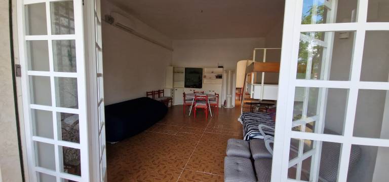 Family-oriented spacious villa with patio & yard | Garden view | Pet-friendly — photo 2