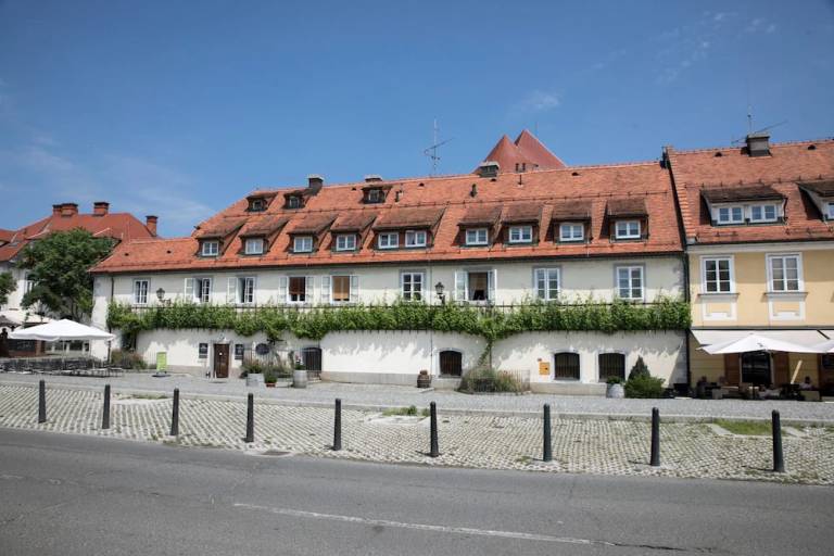 Apartma  Limbuš