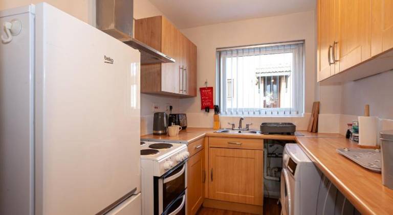 Apartment with garden — photo 3