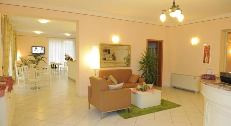 Hotel Plazza — photo 2