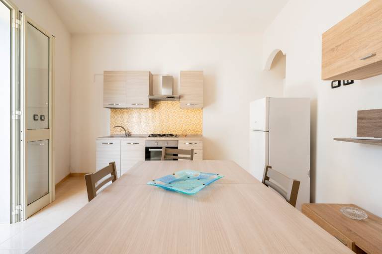 Holiday Home 'Db - Alloro' with Private Garden, Wi-Fi and Air Conditioning — photo 4