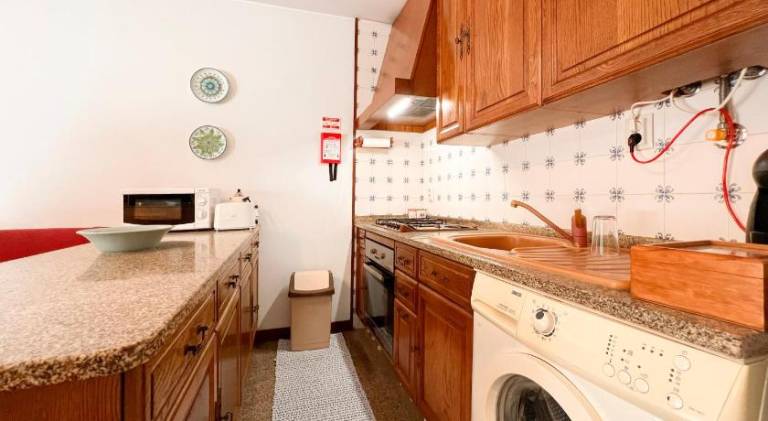 Rental apartment with terrace & barbecue — photo 3