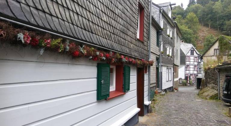 HIER & JETZT in Monschau City in Monschau